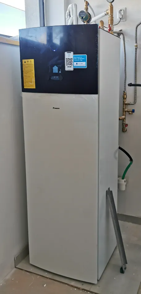 Tepelné čerpadlo vzduch voda Daikin Altherma 3 8kW s chladením rodinný dom Kittsee
