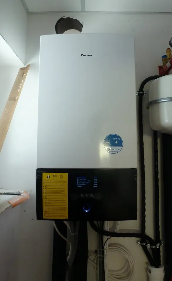 Tepelné čerpadlo vzduch voda Daikin Altherma 3 8kW s chladením rodinný dom Kittsee