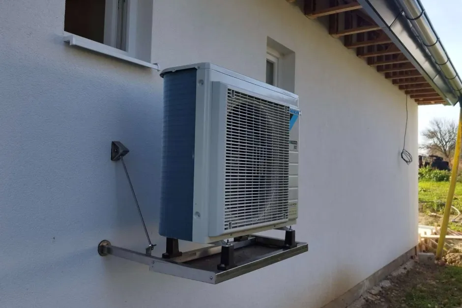 Tepelné čerpadlo vzduch voda Daikin Altherma 3 8kW s chladením rodinný dom Komjatice