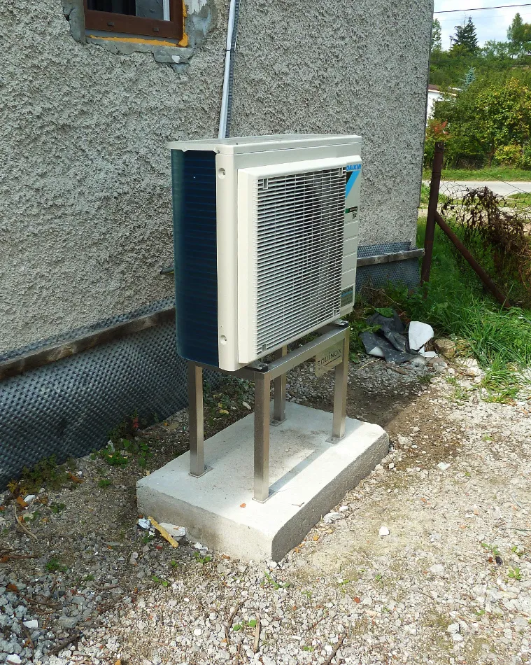 Tepelné čerpadlo vzduch voda Daikin Altherma 3 8kW s chladením rodinný dom Komjatná