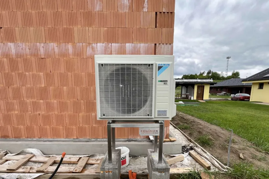 Tepelné čerpadlo vzduch voda Daikin Altherma 3 8kW s chladením rodinný dom Krasňany