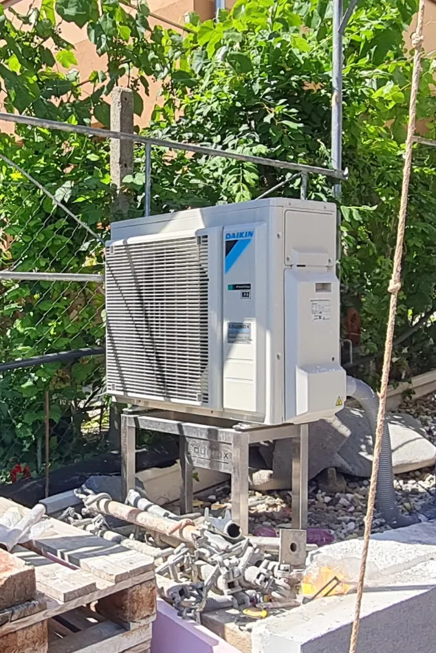Tepelné čerpadlo vzduch voda Daikin Altherma 3 8kW s chladením rodinný dom Levice