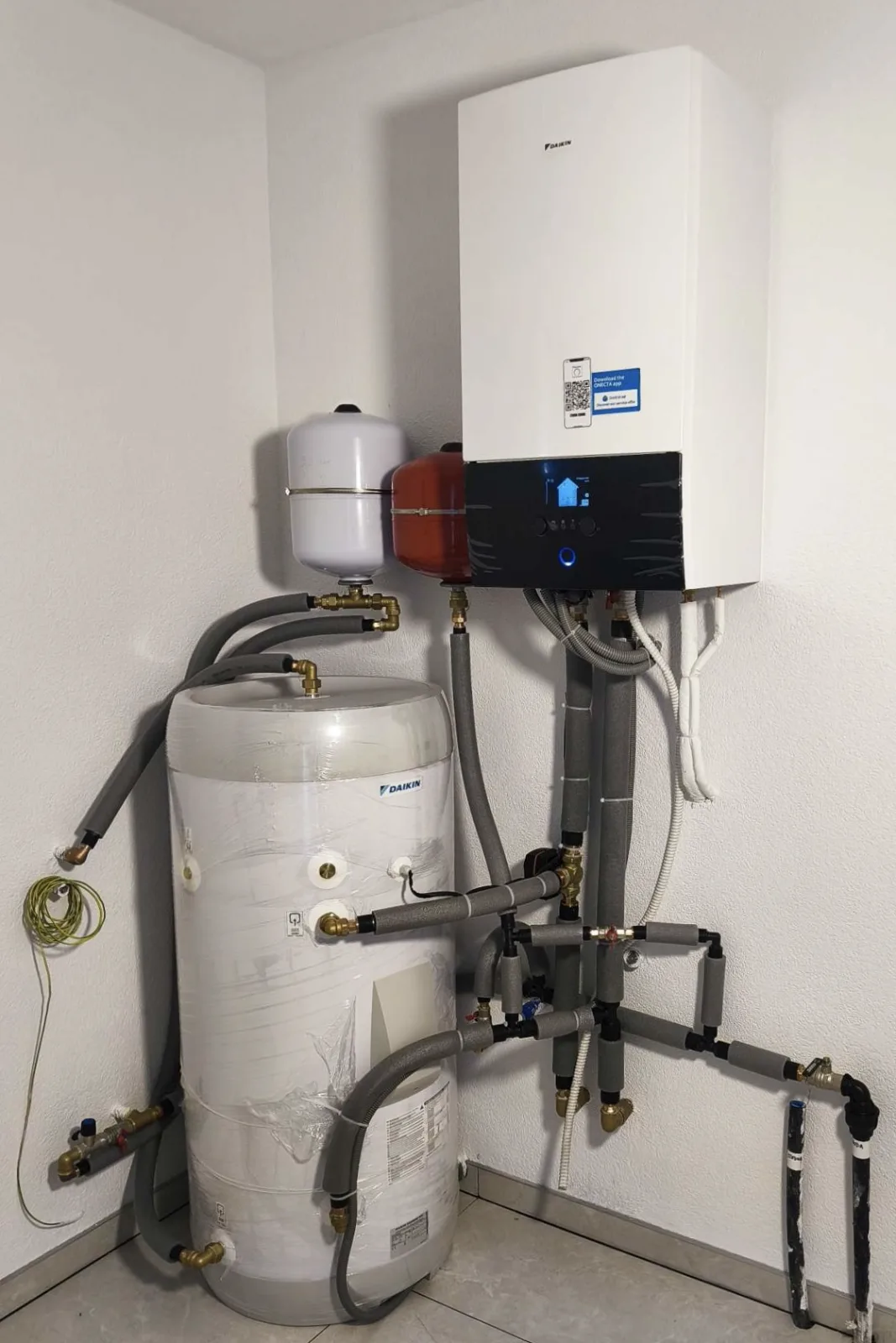 Tepelné čerpadlo vzduch voda Daikin Altherma 3 8kW s chladením rodinný dom Liptovský Ján
