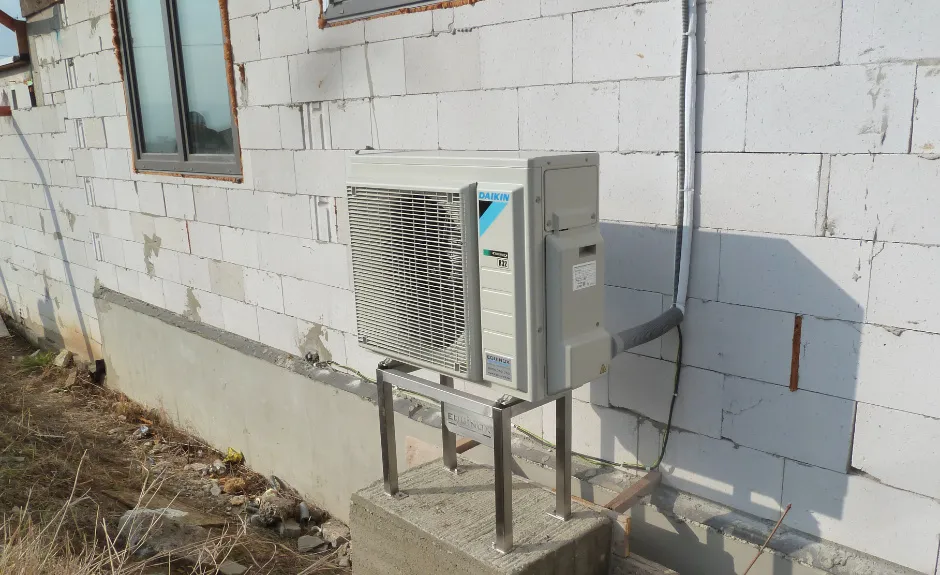 Tepelné čerpadlo vzduch voda Daikin Altherma 3 8kW s chladením rodinný dom Malé Bielice
