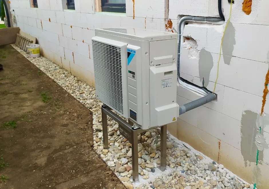 Tepelné čerpadlo vzduch voda Daikin Altherma 3 8kW s chladením rodinný dom Malý Lapáš