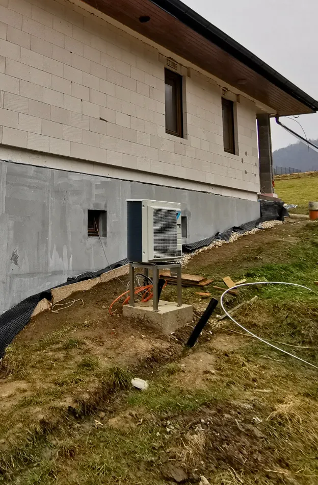 Tepelné čerpadlo vzduch voda Daikin Altherma 3 8kW s chladením rodinný dom Margecany