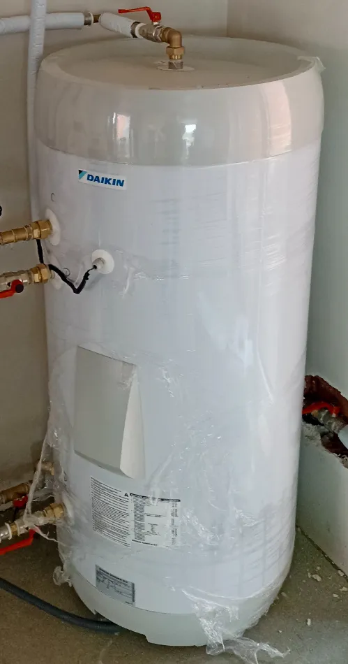 Tepelné čerpadlo vzduch voda Daikin Altherma 3 8kW s chladením rodinný dom Mlynica
