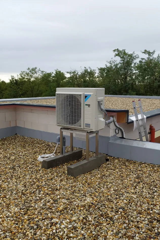 Tepelné čerpadlo vzduch voda Daikin Altherma 3 8kW s chladením rodinný dom Nickelsdorf