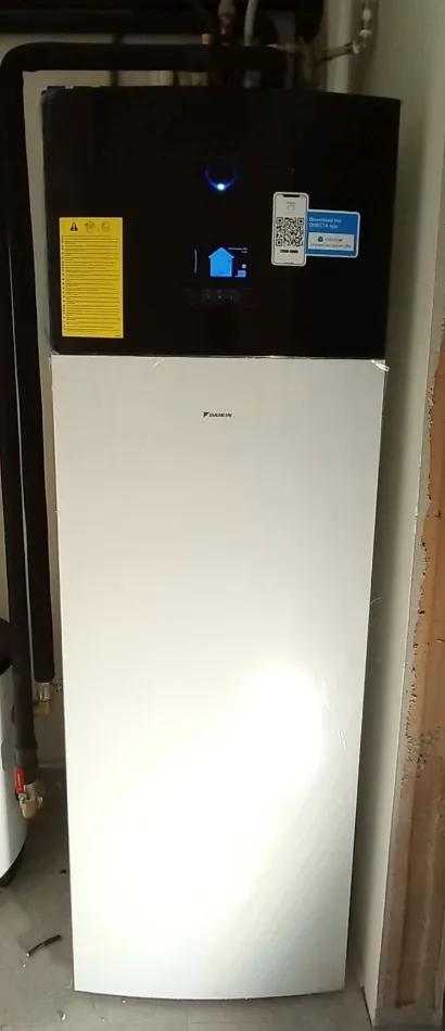 Tepelné čerpadlo vzduch voda Daikin Altherma 3 8kW s chladením rodinný dom Nitra