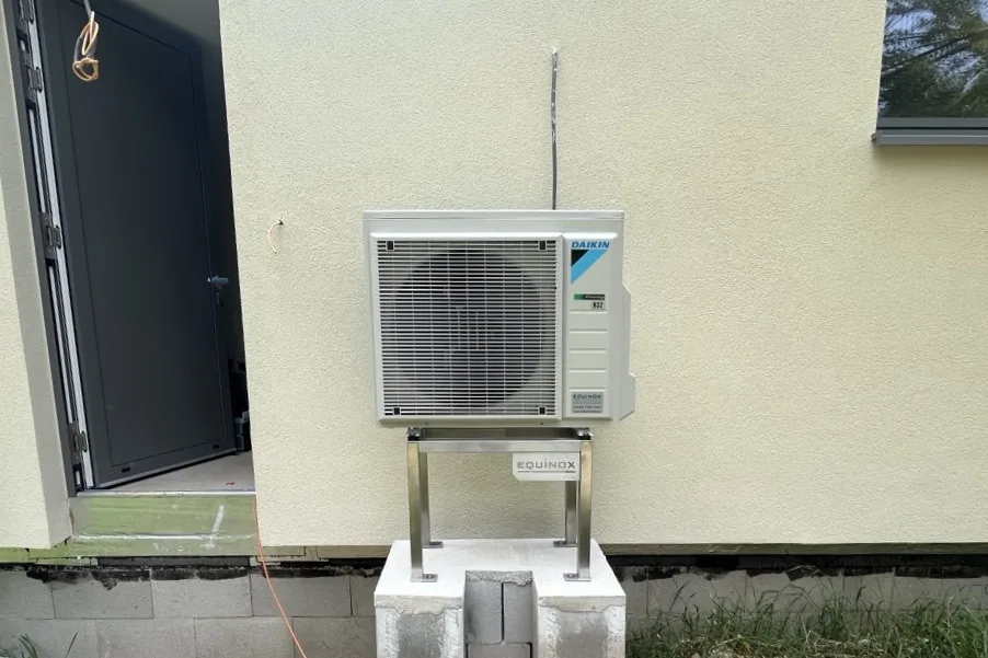 Tepelné čerpadlo vzduch voda Daikin Altherma 3 8kW s chladením rodinný dom Nová Baňa