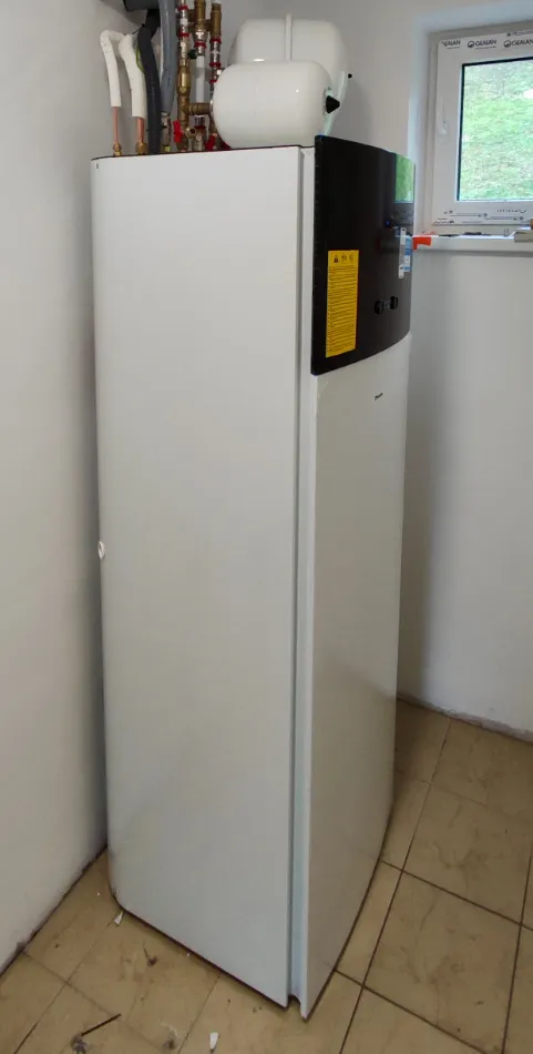 Tepelné čerpadlo vzduch voda Daikin Altherma 3 8kW s chladením rodinný dom Nová Baňa