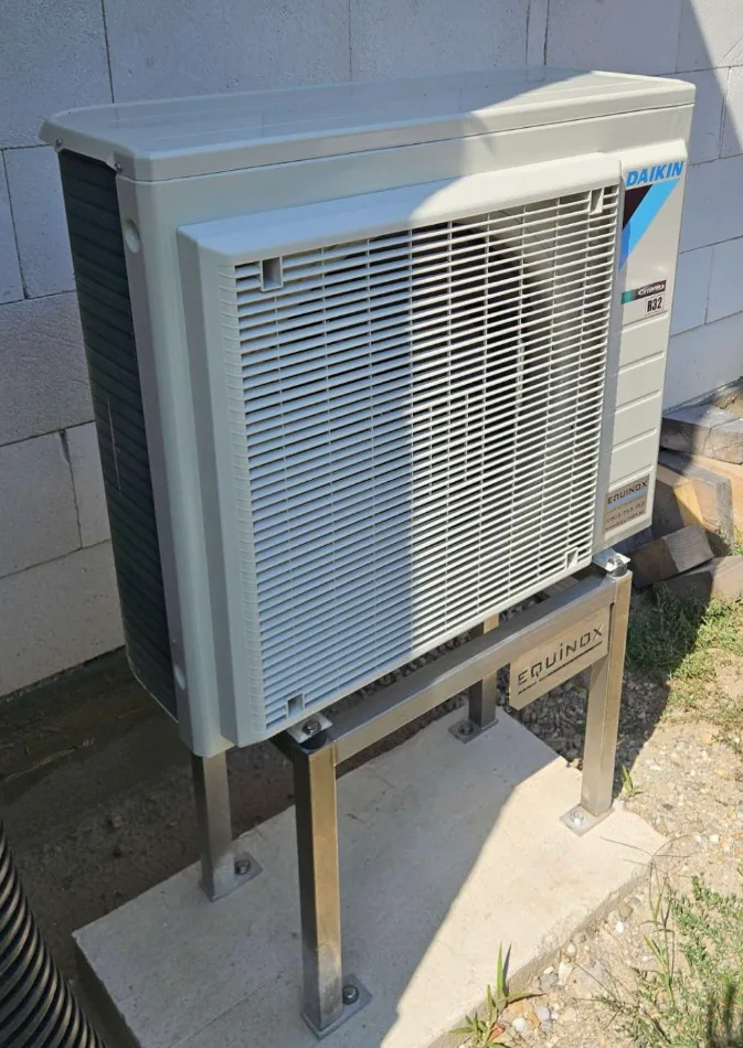 Tepelné čerpadlo vzduch voda Daikin Altherma 3 8kW s chladením rodinný dom Nová Baňa