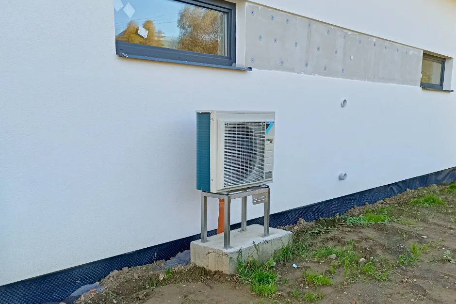 Tepelné čerpadlo vzduch voda Daikin Altherma 3 8kW s chladením rodinný dom Okoličné
