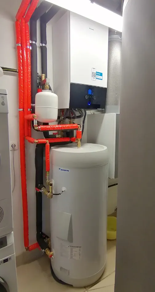 Tepelné čerpadlo vzduch voda Daikin Altherma 3 8kW s chladením rodinný dom Pezinok