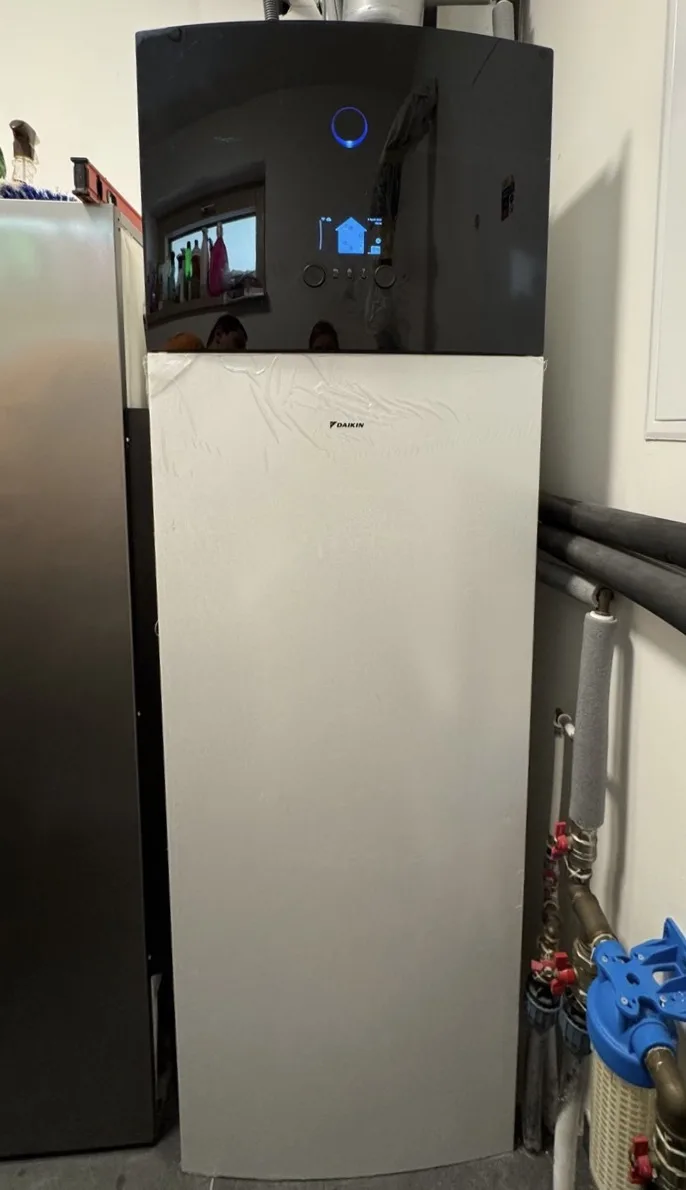 Tepelné čerpadlo vzduch voda Daikin Altherma 3 8kW s chladením rodinný dom Pezinok