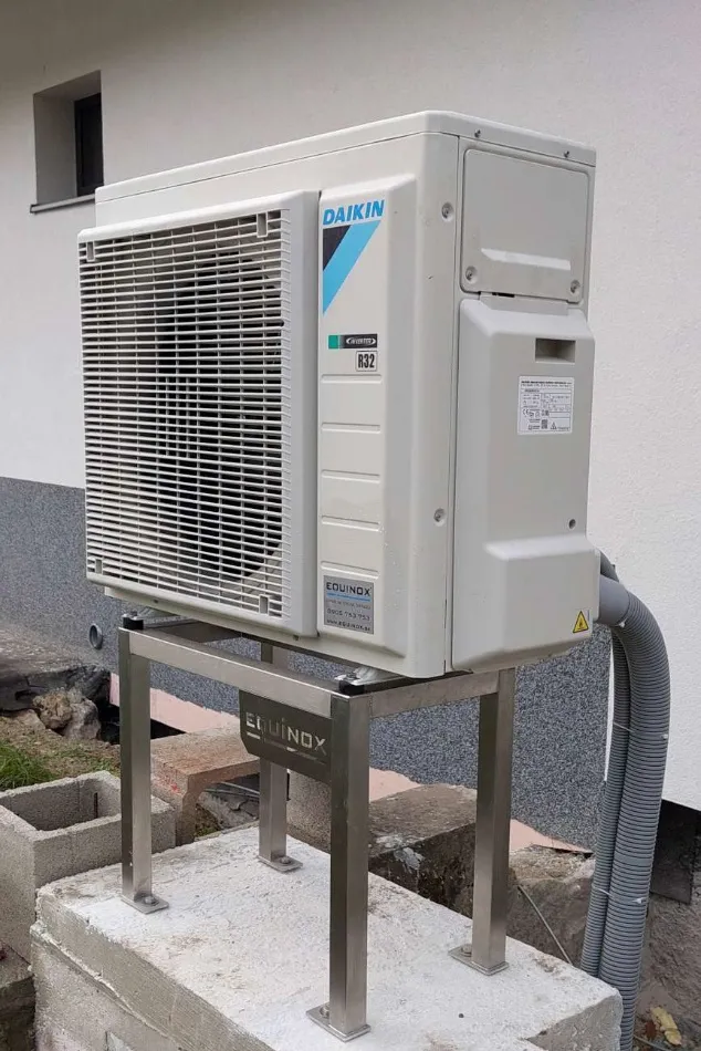 Tepelné čerpadlo vzduch voda Daikin Altherma 3 8kW s chladením rodinný dom Pitelová