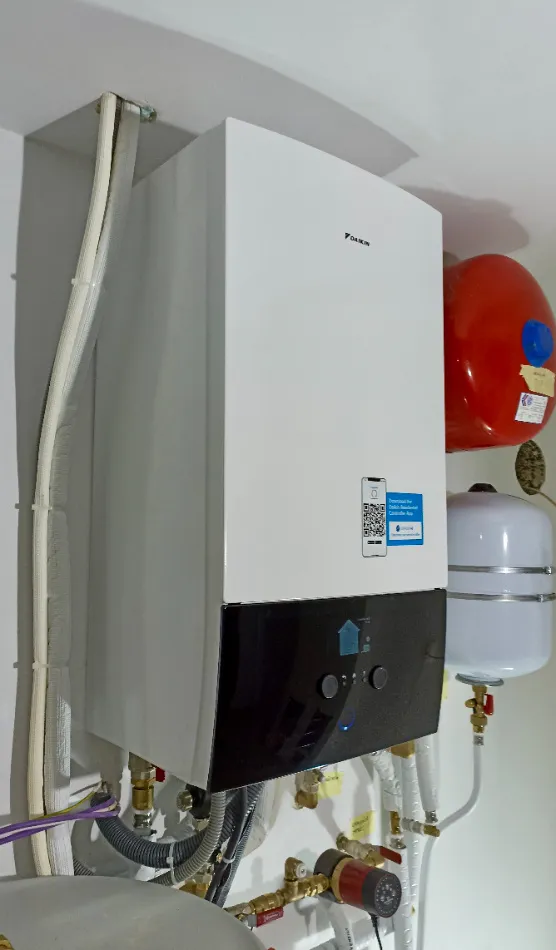 Tepelné čerpadlo vzduch voda Daikin Altherma 3 8kW s chladením rodinný dom Poprad
