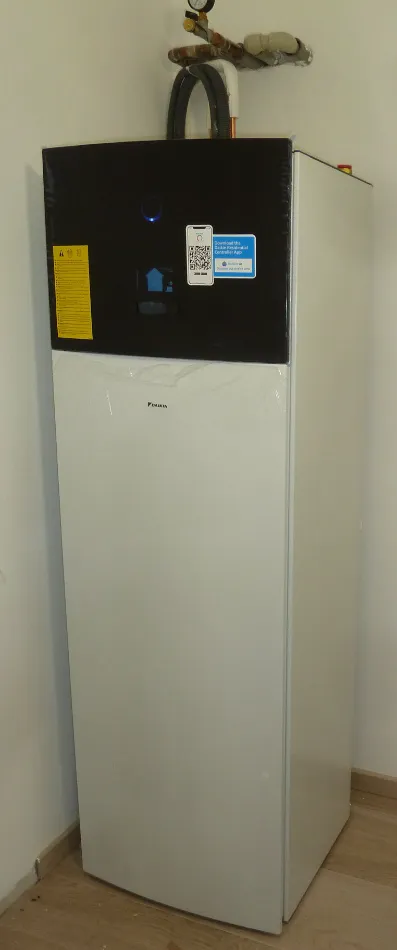 Tepelné čerpadlo vzduch voda Daikin Altherma 3 8kW s chladením rodinný dom Raková
