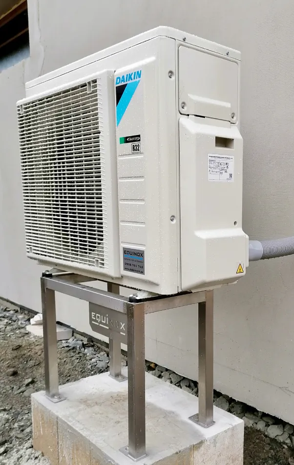 Tepelné čerpadlo vzduch voda Daikin Altherma 3 8kW s chladením rodinný dom Skliarovo