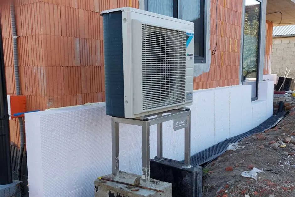 Tepelné čerpadlo vzduch voda Daikin Altherma 3 8kW s chladením rodinný dom Slepčany