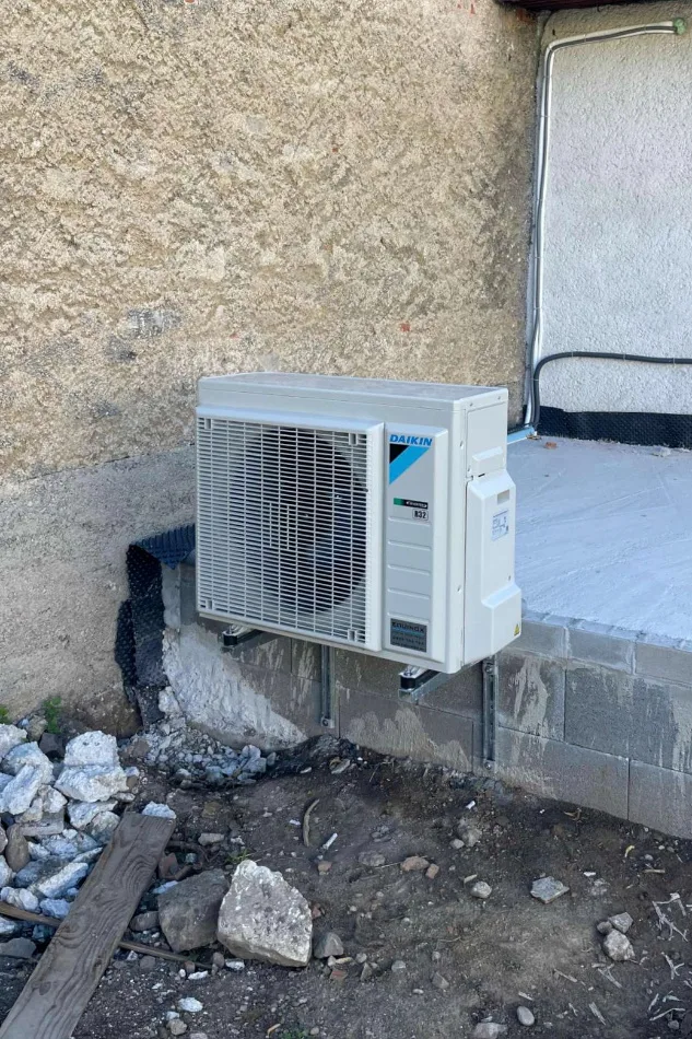 Tepelné čerpadlo vzduch voda Daikin Altherma 3 8kW s chladením rodinný dom Slovenská Ľupča