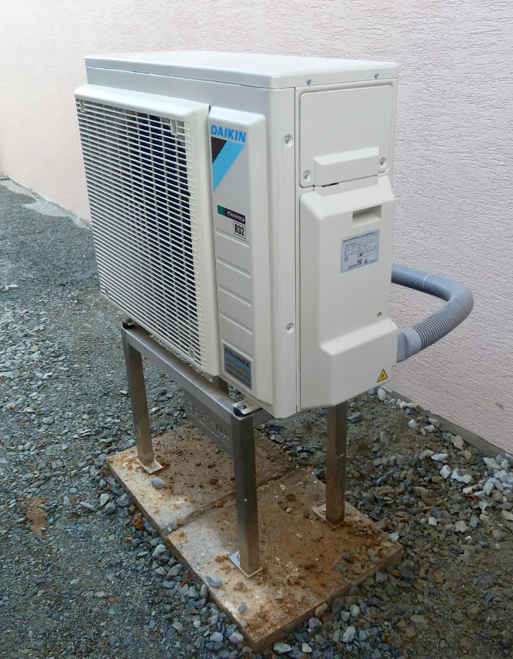 Tepelné čerpadlo vzduch voda Daikin Altherma 3 8kW s chladením rodinný dom Sokoľ