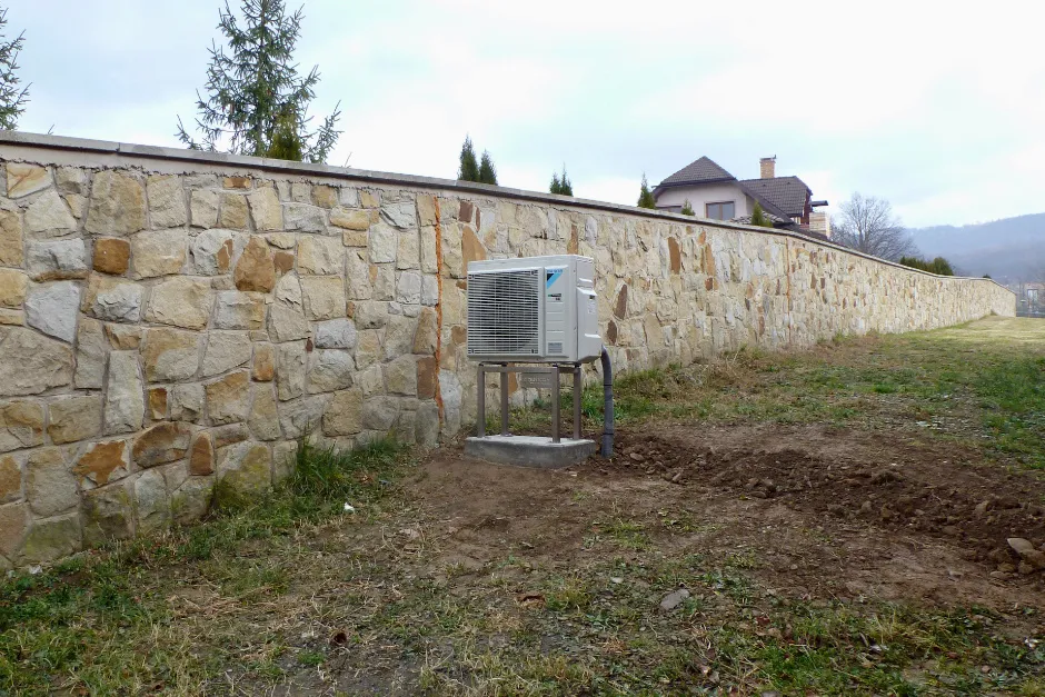 Tepelné čerpadlo vzduch voda Daikin Altherma 3 8kW s chladením rodinný dom Svidník