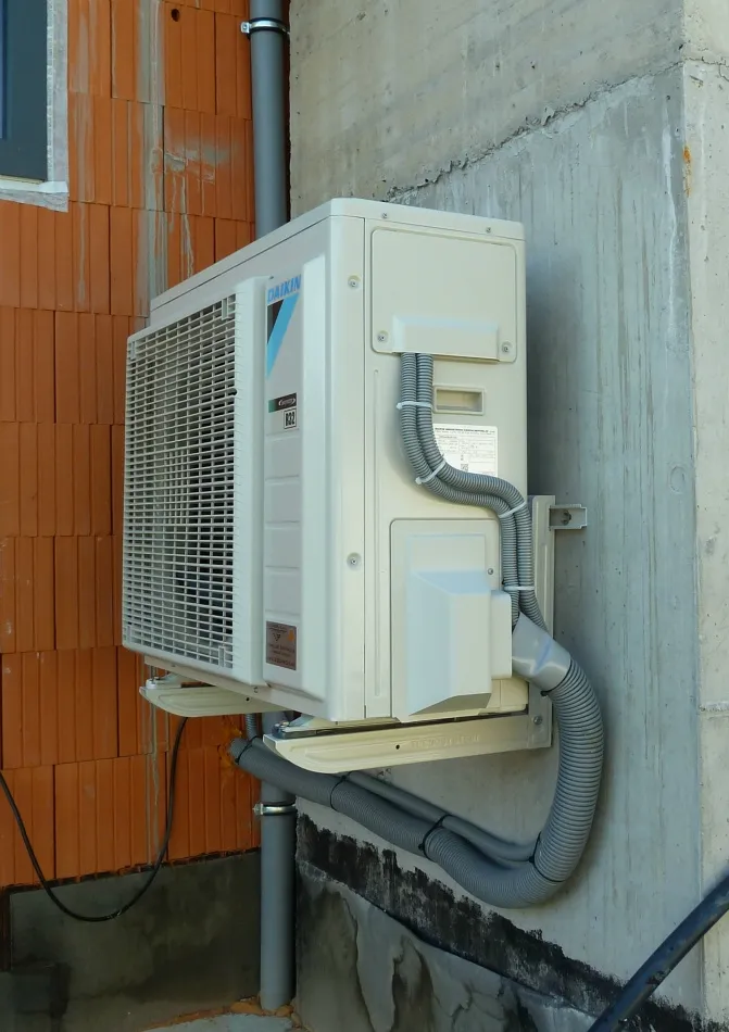 Tepelné čerpadlo vzduch voda Daikin Altherma 3 8kW s chladením rodinný dom Uhorská Ves