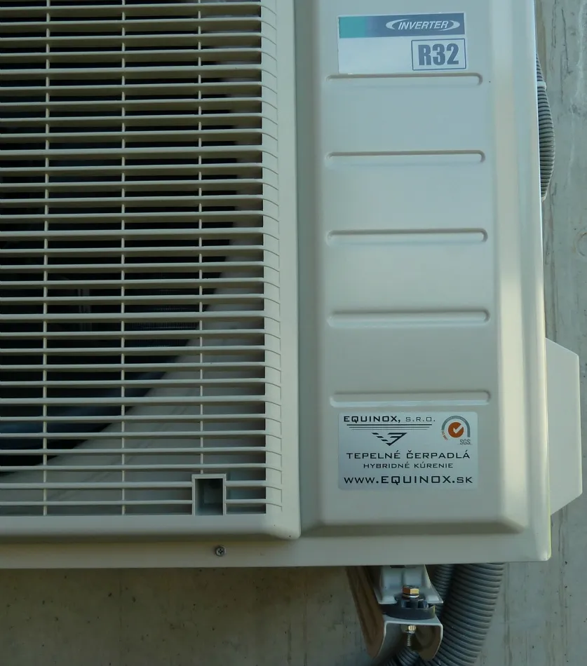 Tepelné čerpadlo vzduch voda Daikin Altherma 3 8kW s chladením rodinný dom Uhorská Ves