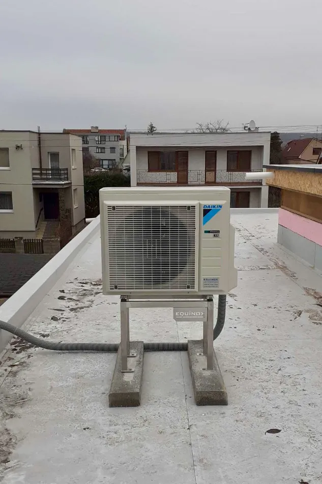 Tepelné čerpadlo vzduch voda Daikin Altherma 3 8kW s chladením rodinný dom Viničné