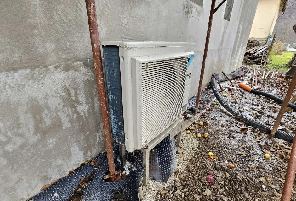 Tepelné čerpadlo vzduch voda Daikin Altherma 3 8kW s chladením rodinný dom Vlachovo