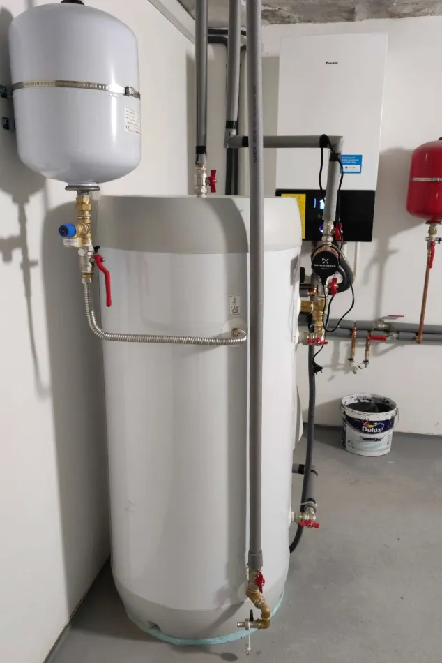 Tepelné čerpadlo vzduch voda Daikin Altherma 3 8kW s chladením rodinný dom Zvolen