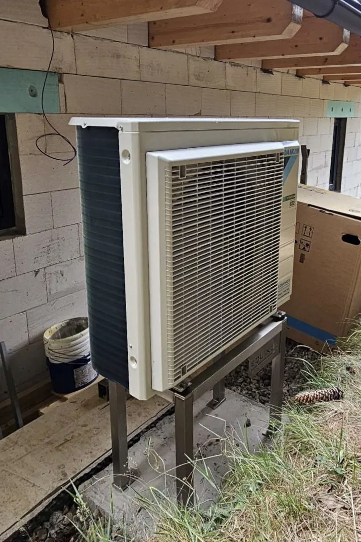 Tepelné čerpadlo vzduch voda Daikin Altherma 3 bi-zone 6kW rodinný dom Beňuš
