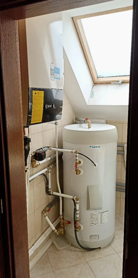 Tepelné čerpadlo vzduch voda Daikin Altherma 3 kW rodinný dom Lužany pri Topli