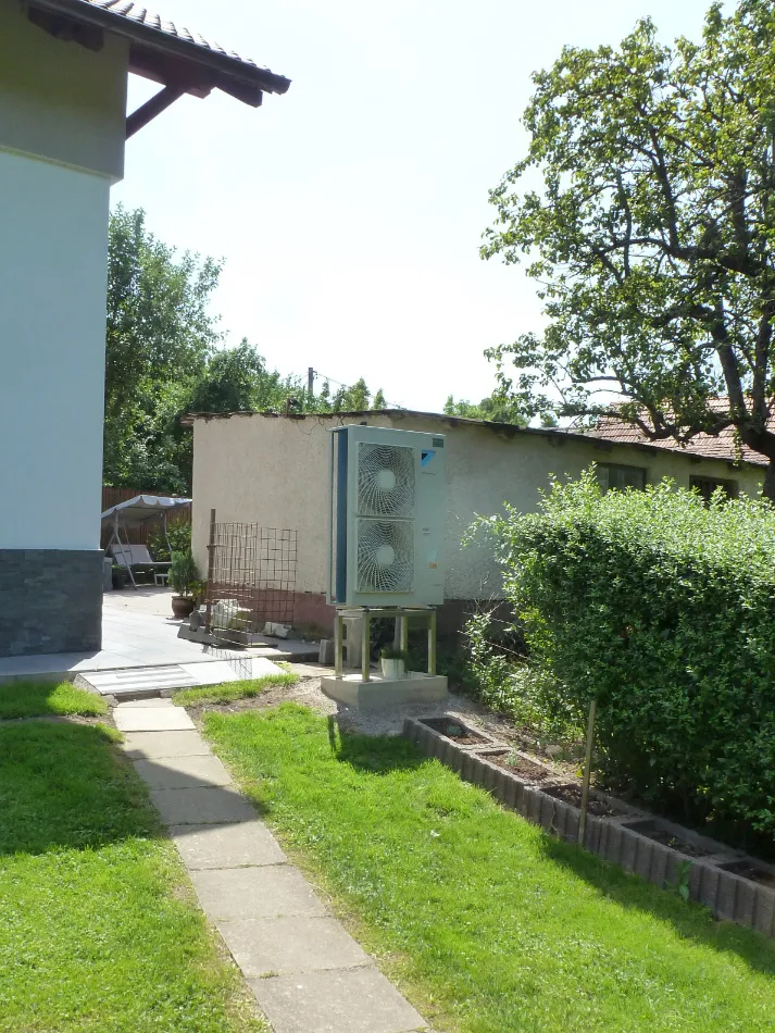 Tepelné čerpadlo vzduch voda Daikin Altherma HT vysokoteplotné 11kW RD Slatina nad Bebravou1