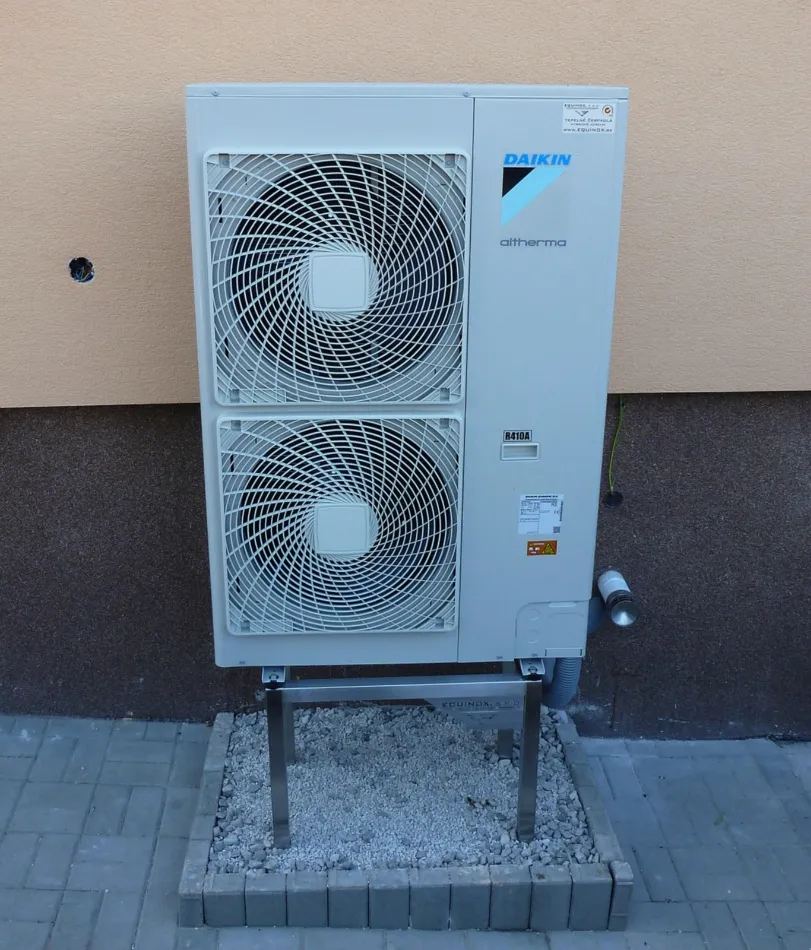 Tepelné čerpadlo vzduch voda Daikin Altherma HT vysokoteplotné 11kW rod. dom Dolné Orešany