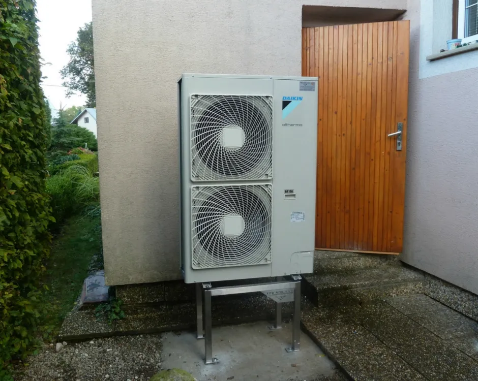 Tepelné čerpadlo vzduch voda Daikin Altherma HT vysokoteplotné 11kW rod. dom Liptovský Ján