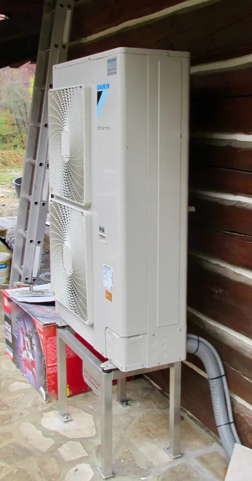 Tepelné čerpadlo vzduch voda Daikin Altherma HT vysokoteplotné 11kW rod. dom Nová Bošáca