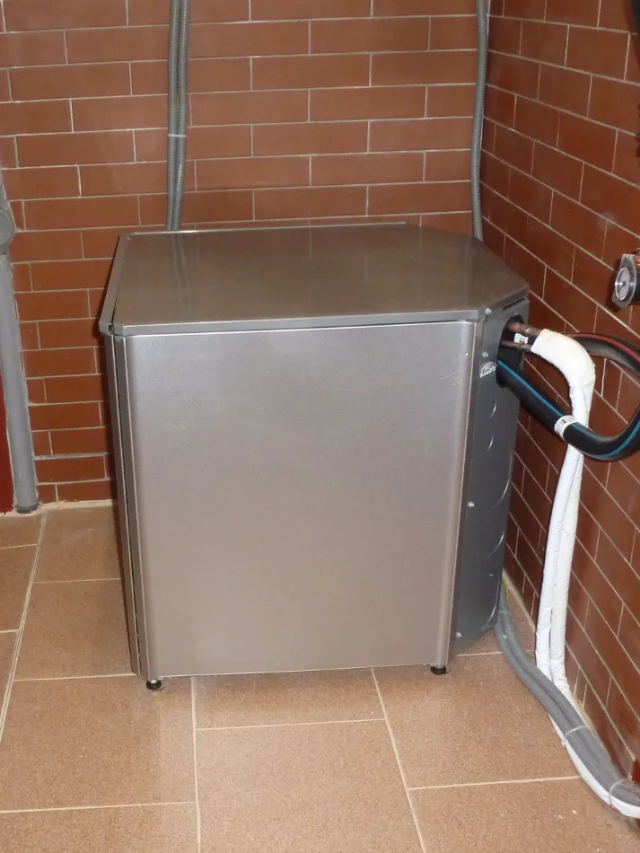 Tepelné čerpadlo vzduch voda Daikin Altherma HT vysokoteplotné 11kW rodinný dom Chvojnica