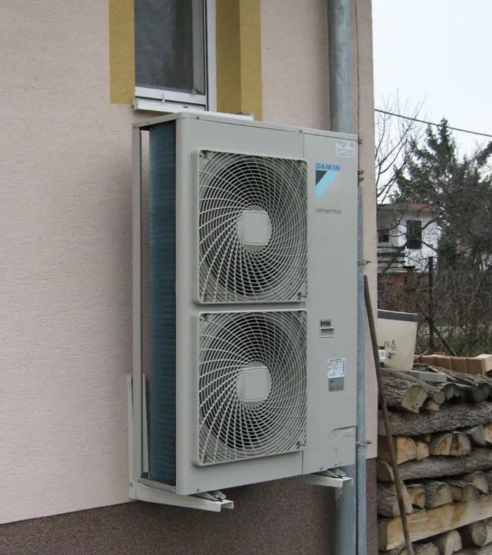 Tepelné čerpadlo vzduch voda Daikin Altherma HT 11kW rodinný dom Dobrohošť