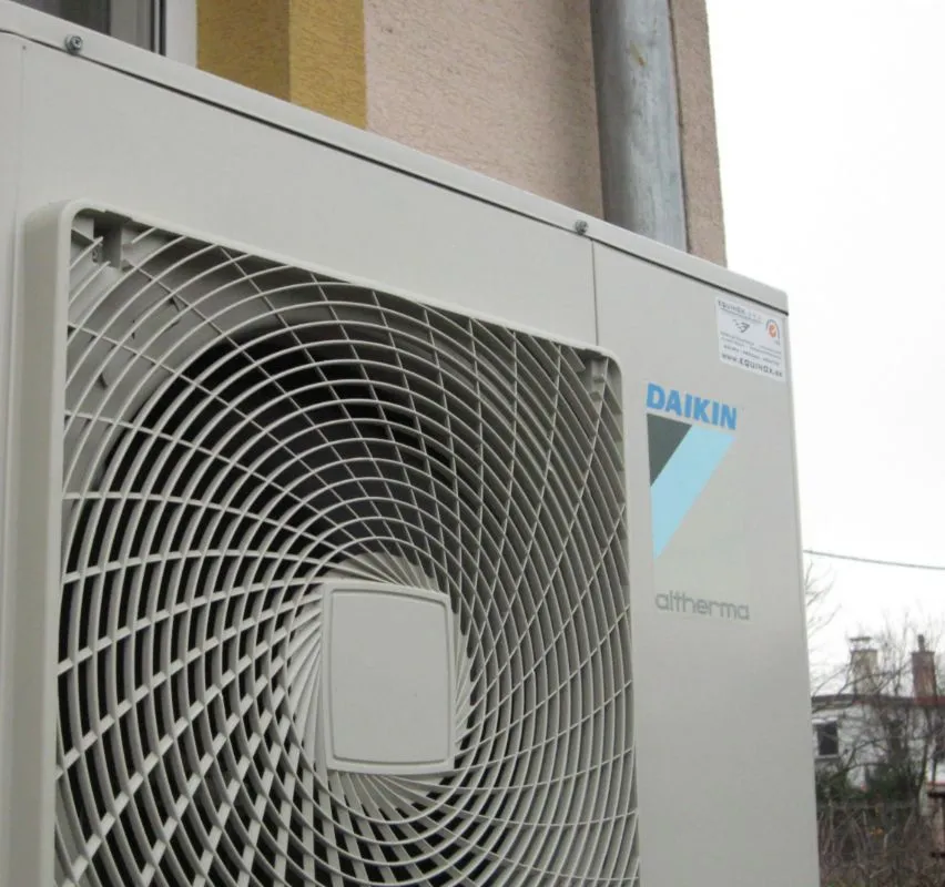 Tepelné čerpadlo vzduch voda Daikin Altherma HT 11kW rodinný dom Dobrohošť