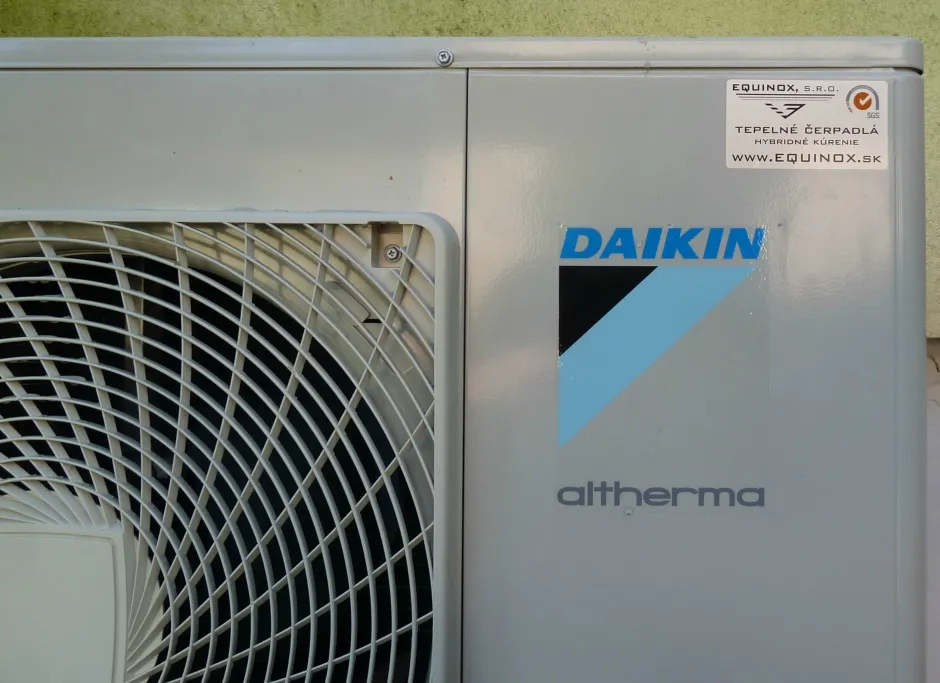 Tepelné čerpadlo vzduch voda Daikin Altherma HT vysokoteplotné 11kW rodinný dom Handlová