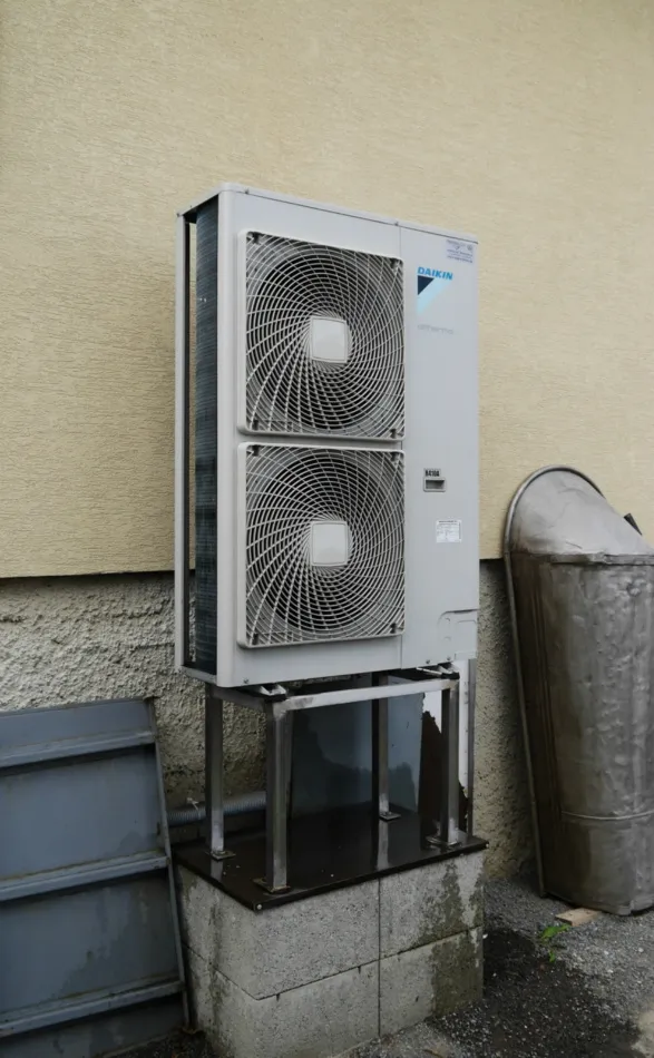 Tepelné čerpadlo vzduch voda Daikin Altherma HT vysokoteplotné 11kW rodinný dom Krupina