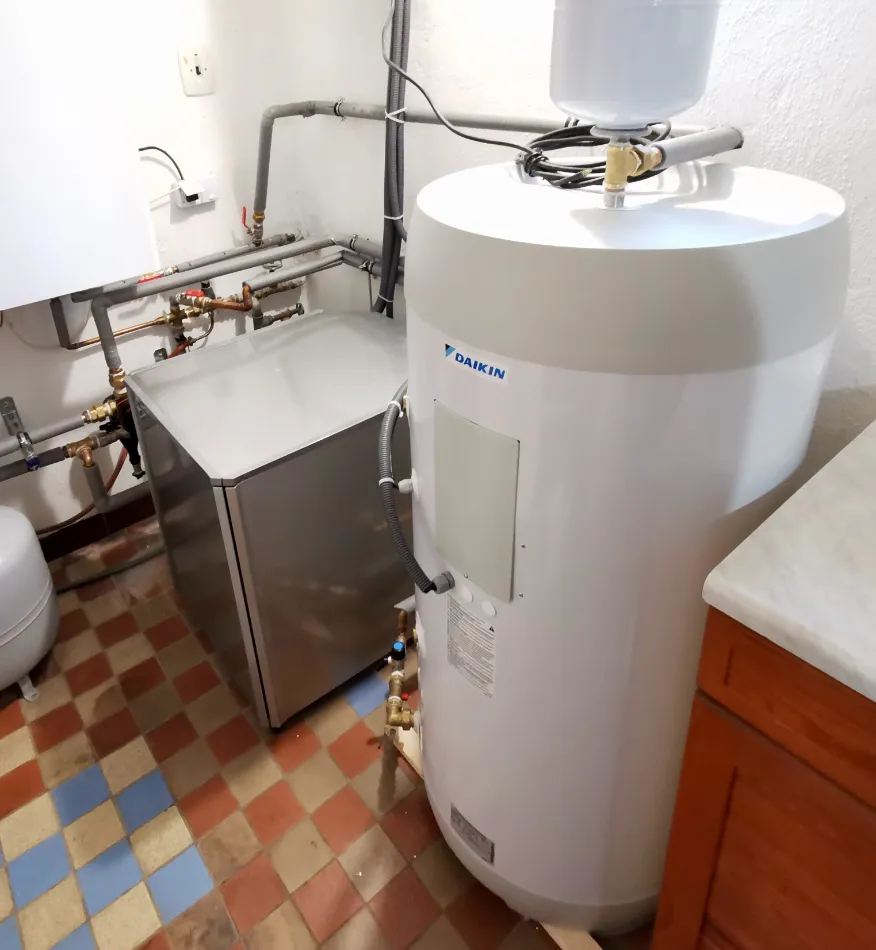 Tepelné čerpadlo vzduch voda Daikin Altherma HT vysokoteplotné 11kW rodinný dom Lutila