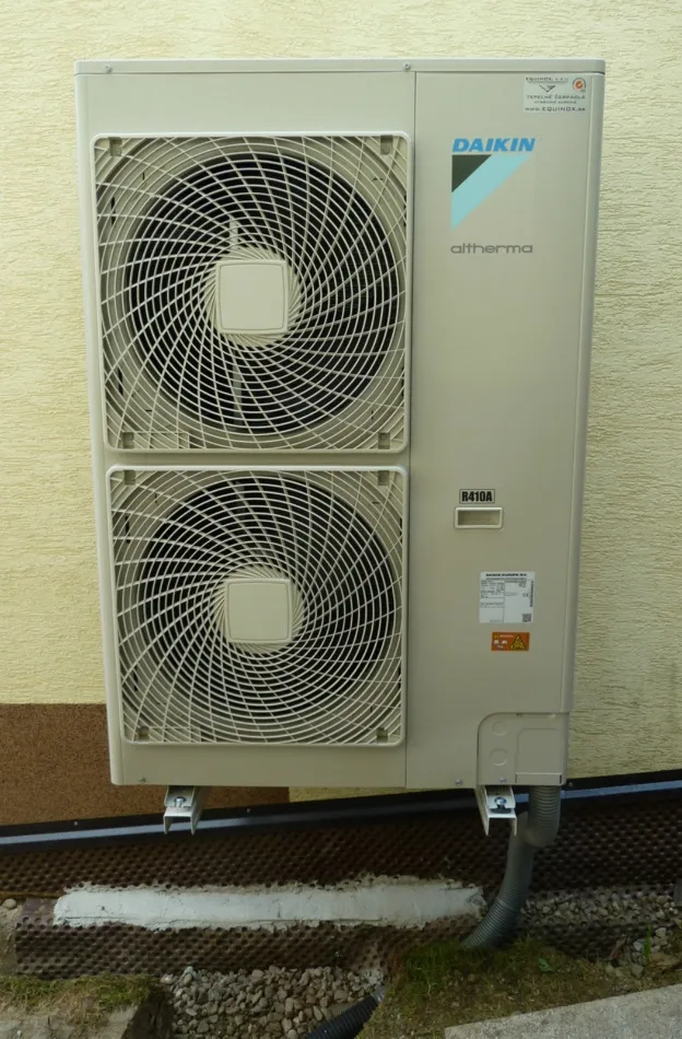 Tepelné čerpadlo vzduch voda Daikin Altherma HT vysokoteplotné 11kW rodinný dom Martin
