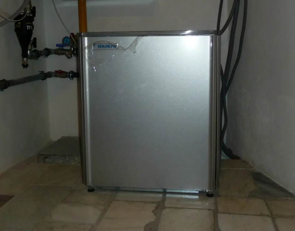 Tepelné čerpadlo vzduch voda Daikin Altherma HT vysokoteplotné 11kW rodinný dom Martin