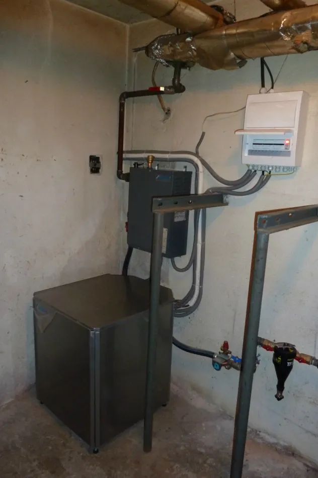 Tepelné čerpadlo vzduch voda Daikin Altherma HT vysokoteplotné 11kW rodinný dom Podlavice
