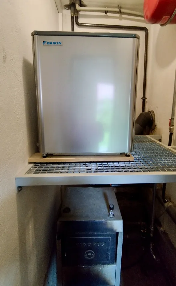 Tepelné čerpadlo vzduch voda Daikin Altherma HT vysokoteplotné 11kW rodinný dom Poniky