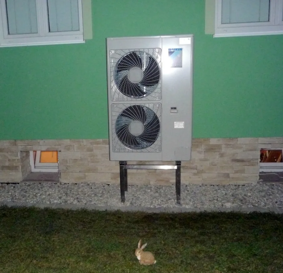 Tepelné čerpadlo vzduch voda Daikin Altherma HT vysokoteplotné 11kW rodinný dom Sučany