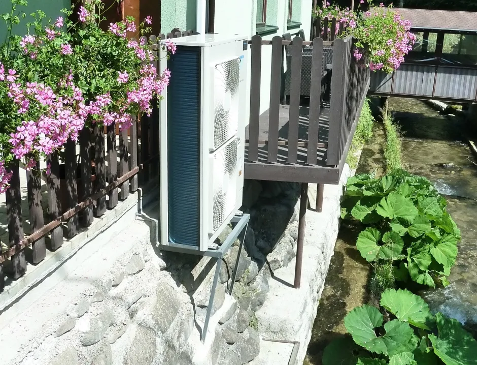 Tepelné čerpadlo vzduch voda Daikin Altherma HT vysokoteplotné 11kW rodinný dom Tajov